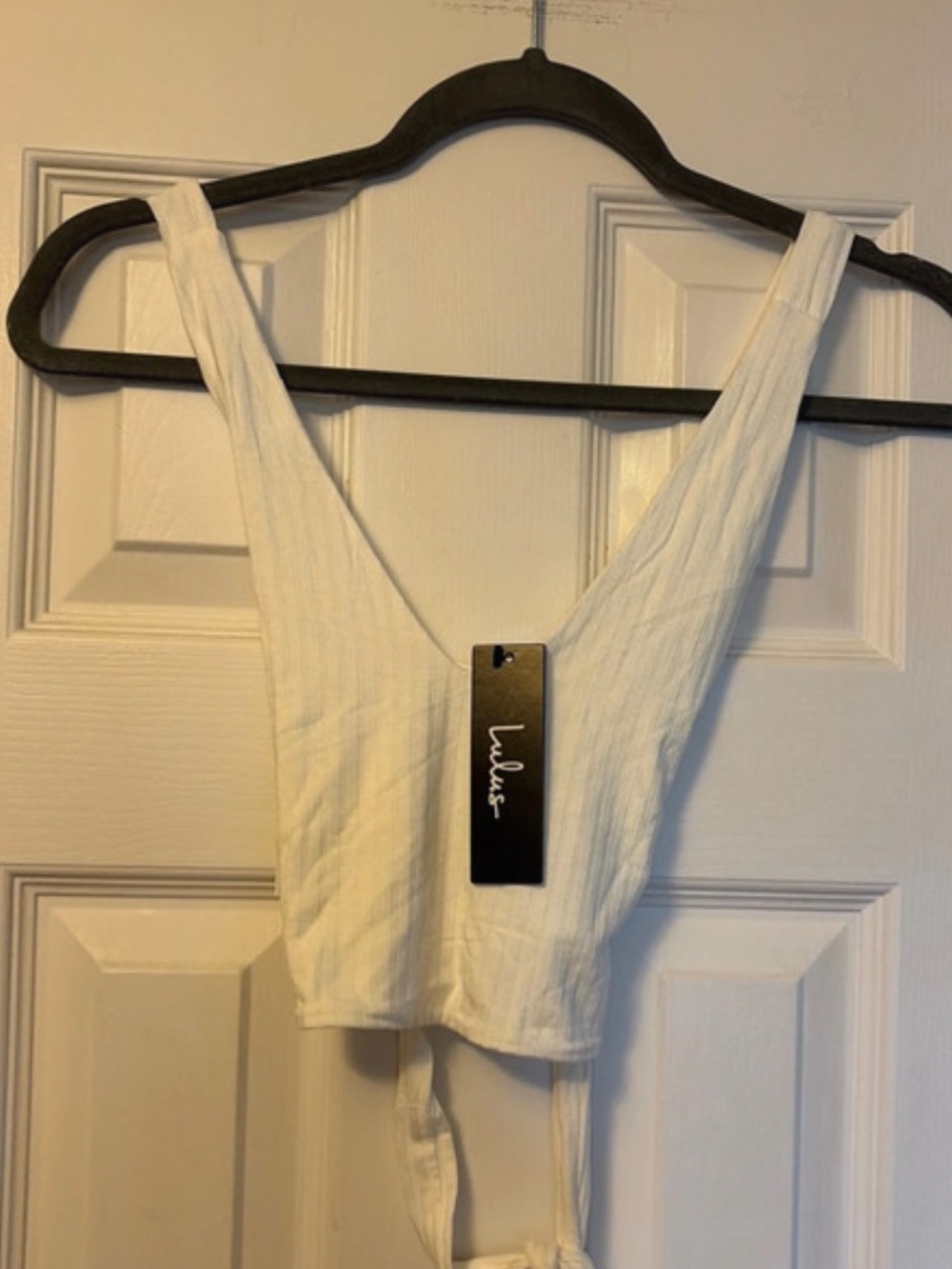 Lulu's White Ribbed Tie-Front Crop Top Size Small NWT
